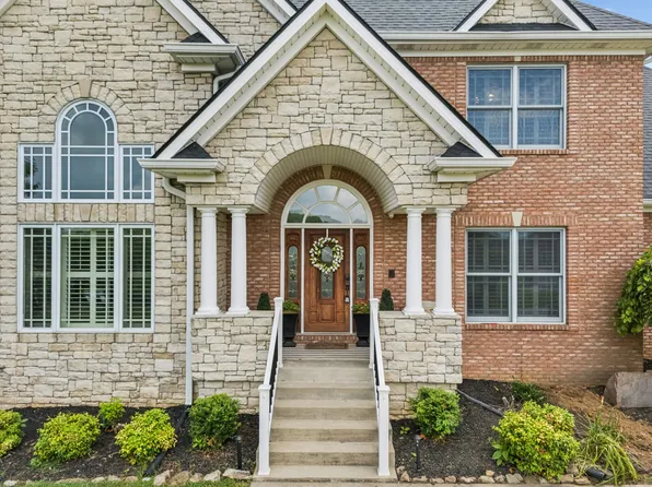 2998 Edgemont Dr, Clarksville, TN 37043