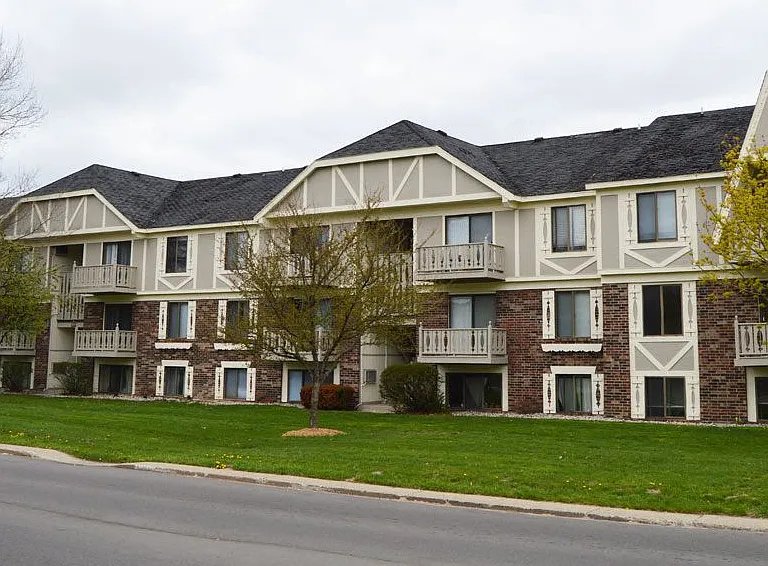 Wingate Apartments — Photo 41