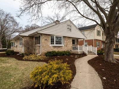 9326 Harding BOULEVARD, Wauwatosa, WI, 53226