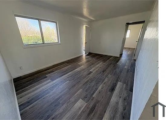 3 bed, 1012 sqft, $1,575 — Photo 1