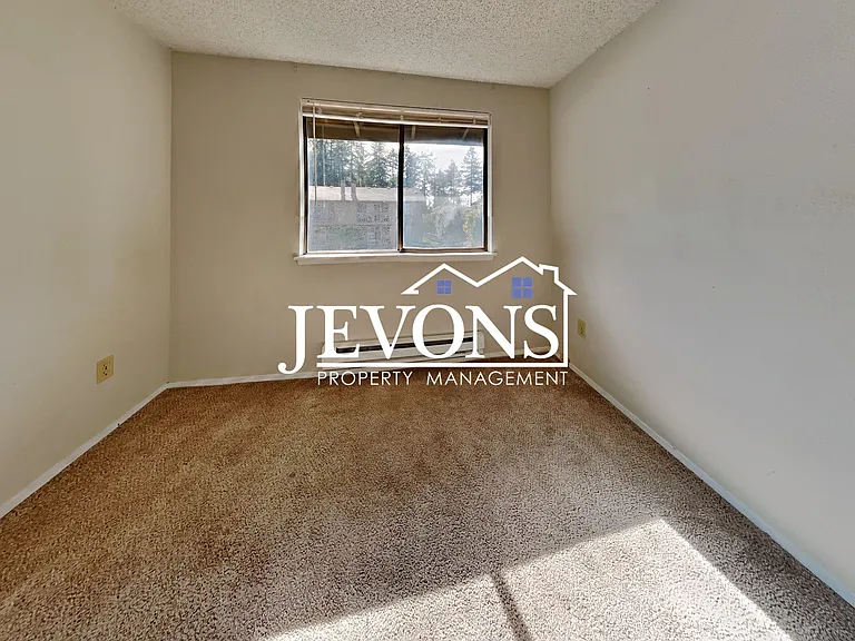 5017 S Orchard St #D — Photo 15