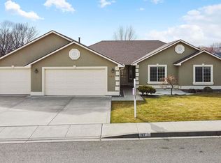 197 Sell Ln, Richland, WA 99352