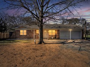 329 Lorene St, Burleson, TX 76028