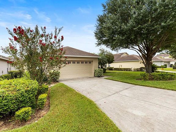 3rd image of 6725 Lake Clark Dr