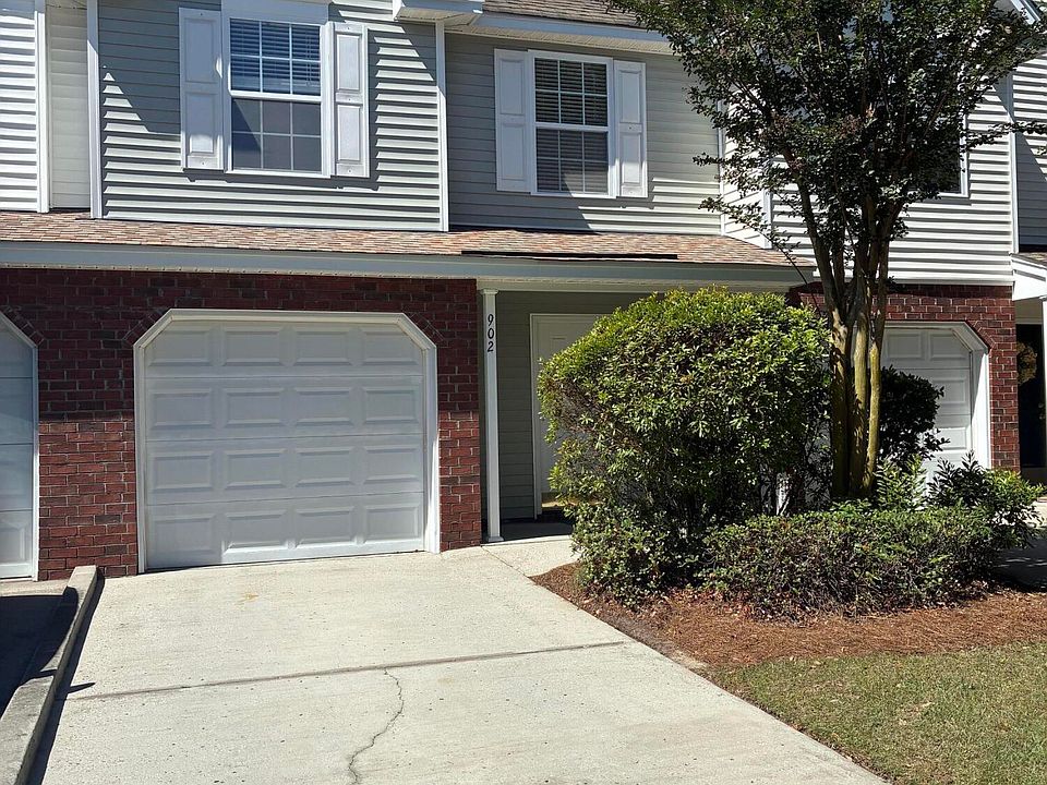 1st image of 902 Yellow Hawthorn Cir