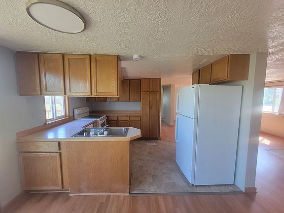 5th image of 218420 E 59th Ave