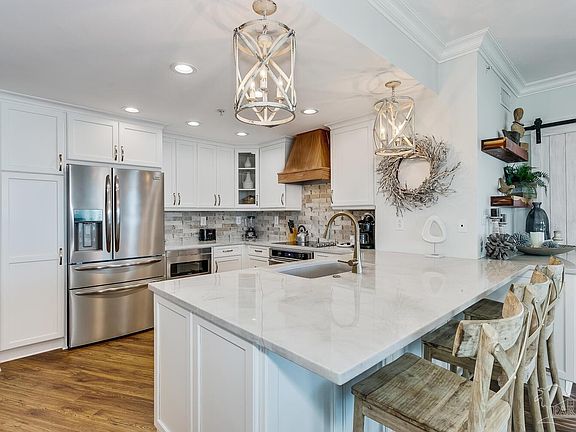 3rd image of 2 Portofino Dr Suite 1604