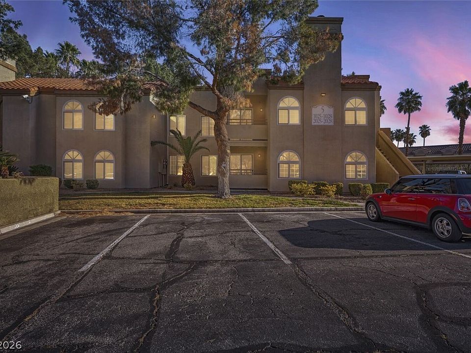 1st image of 3145 E Flamingo Rd APT 2026