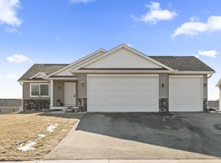 1052 Butternut Ln, Watertown, MN 55388