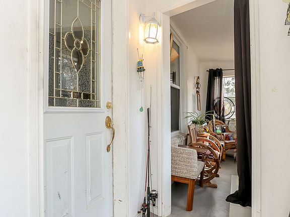 5th image of 69 Elizabeth St #67