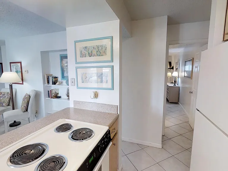 4000 Gulf Terrace Dr #106 — Photo 6