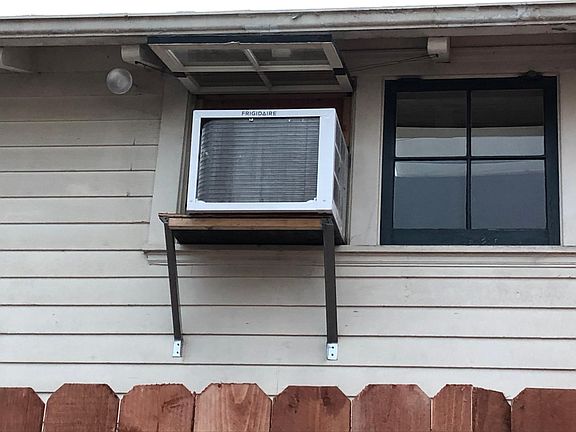 5th image of 135 Kimberly Ave #C