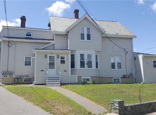 582 S Main St, Woonsocket, RI 02895