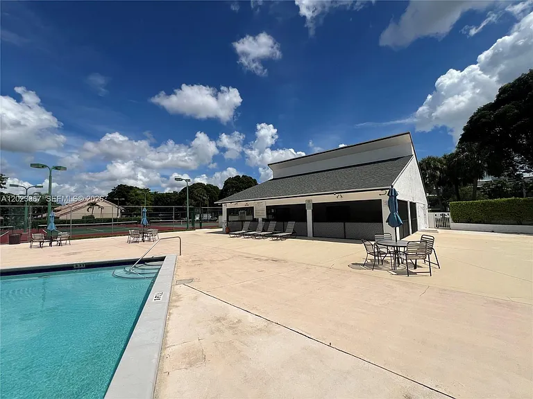 16373 Malibu Dr #51 — Photo 56
