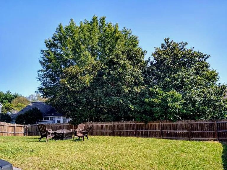 1467 Chamirey Dr SW — Photo 42