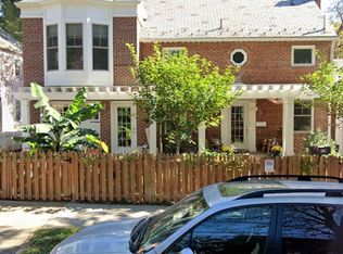 4521 38th St NW, Washington, DC 20016