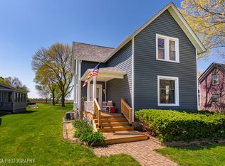 6301 Main St, Union, IL 60180