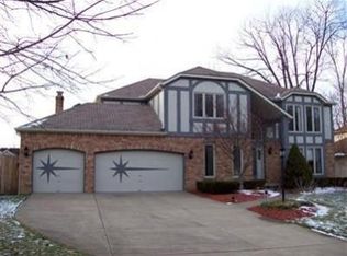 5572 Quail Run, North Olmsted, OH