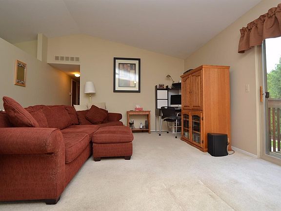 3rd image of 3029 Forest Creek Ct