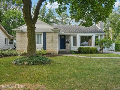 15590 Buckingham Ave, Beverly Hills, MI, 48025