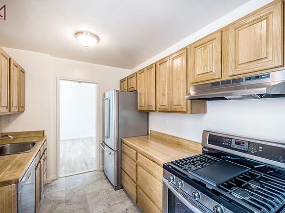 4th image of 140 7th Ave APT 7F
