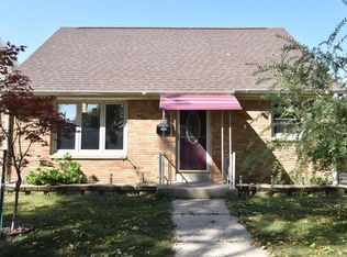 3709 N 97th St, Milwaukee, WI 53222
