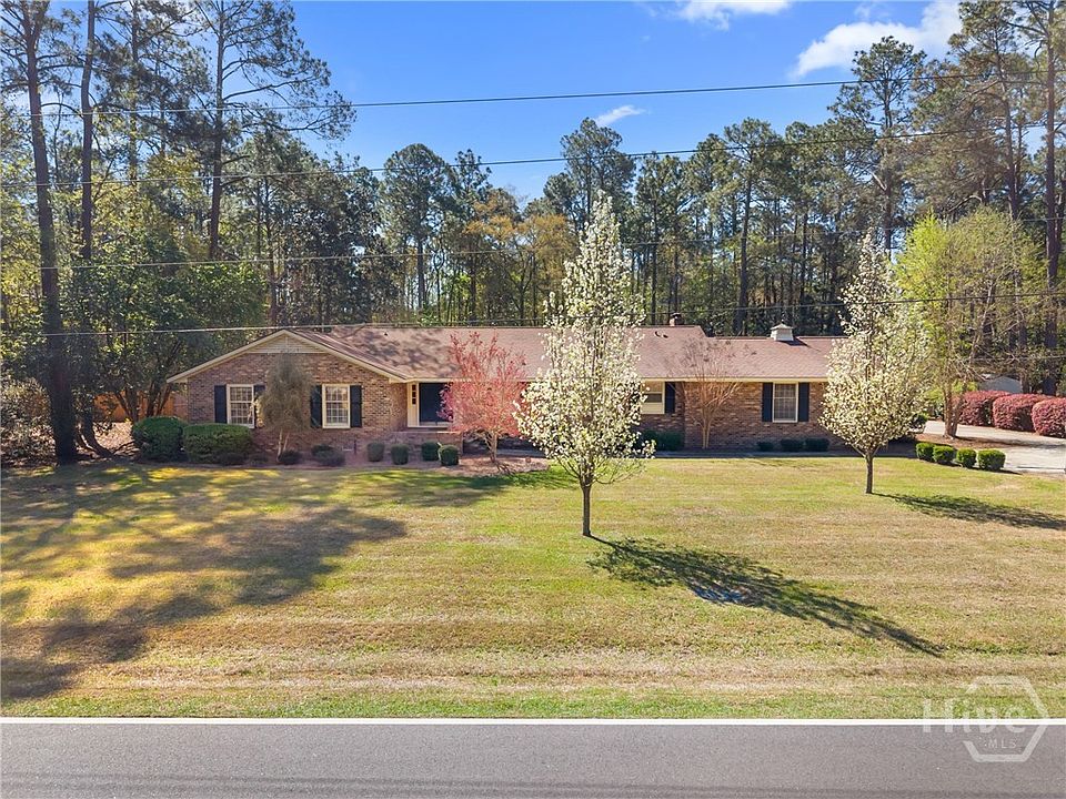 1st image of 102 Windsor Way