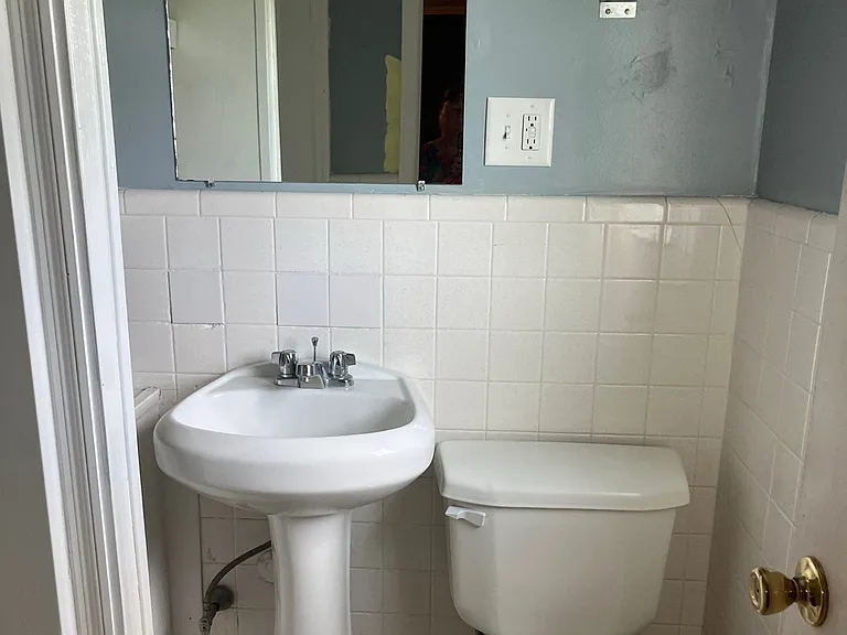 3810 Bluff Rd — Photo 9