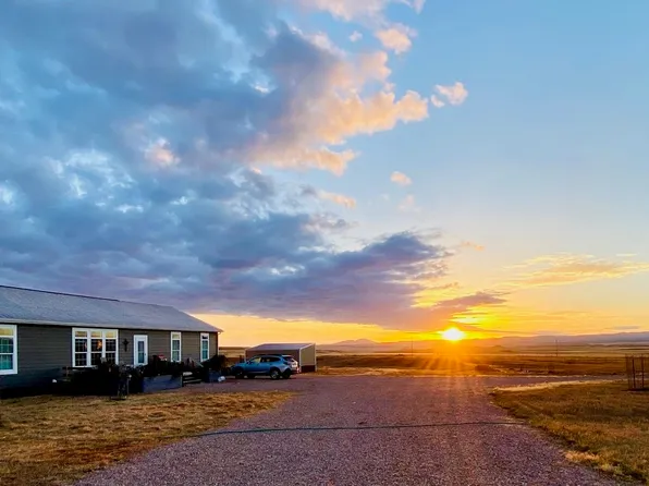 21 Rosebud Ln, Sundance, WY 82729
