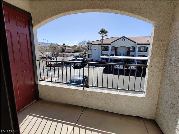 3rd image of 950 Seven Hills Dr APT 822