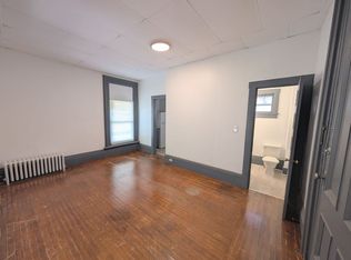 24 1st Street, Bangor, ME 04401