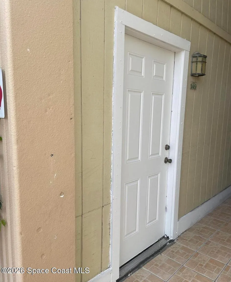 2 bed, 2.0 bath, 1069 sqft, $1,400 — Photo 2