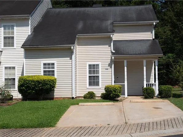 6460 Wellington Chase Ct, Lithonia, GA 30058