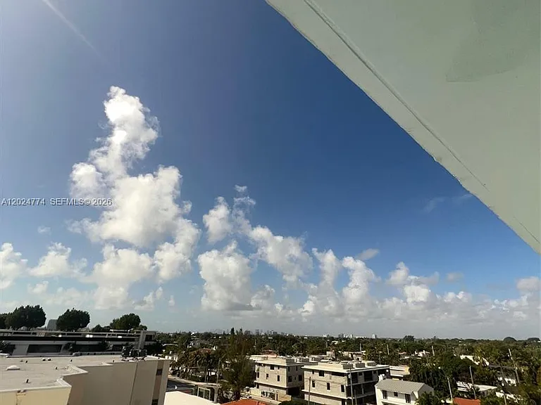 9156 Collins Ave #502 — Photo 19