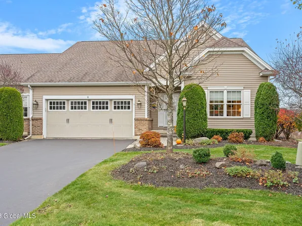 8 Meldon Court, Mechanicville, NY 12118