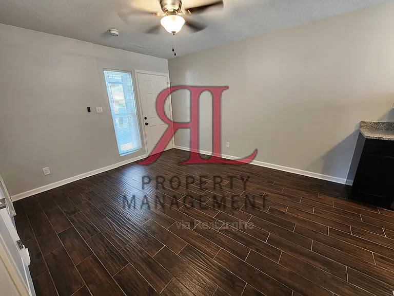 675 Riverview Dr #A-4 — Photo 10