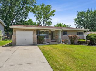 2274 Heritage Dr, Saint Louis, MO 63136