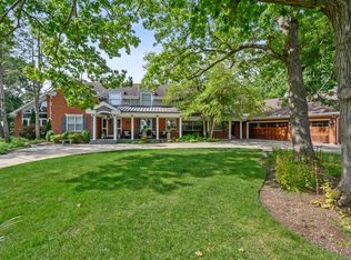 1145 Pleasant Ln, Glenview, IL 60025