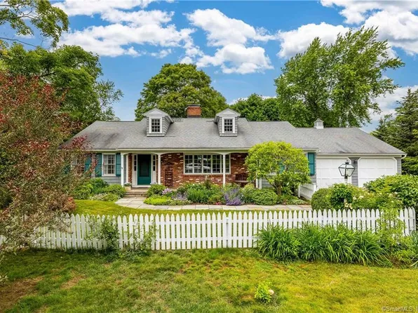 12 Sarcka Lane, Litchfield, CT 06759