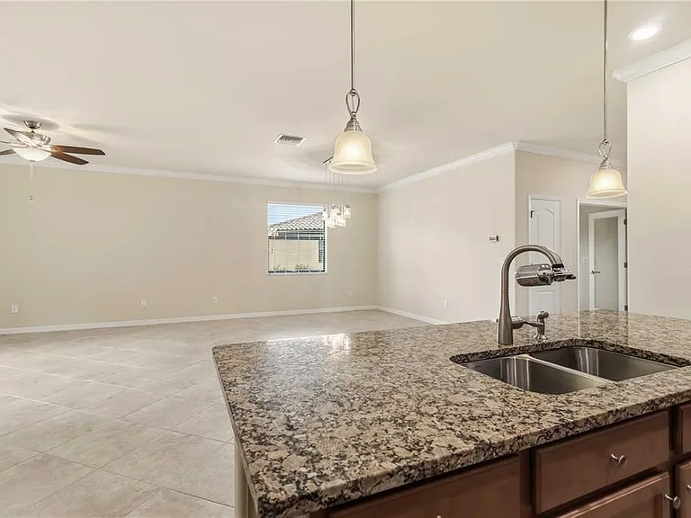 7156 Marsh View Ter — Photo 21