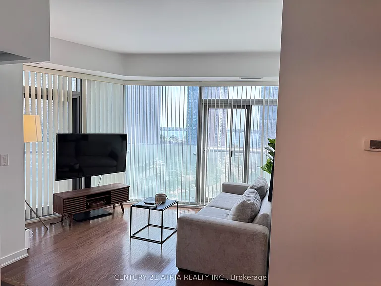 14 York St #1002 — Photo 6