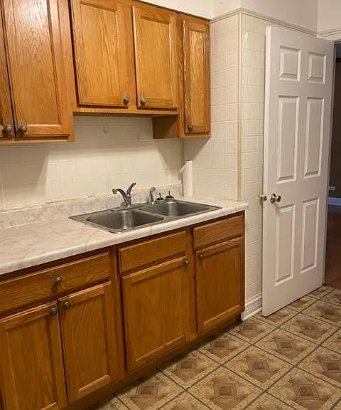 1119 N Harding Ave #1 — Photo 3