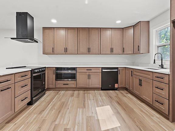 5th image of 2729 Stratford Rd