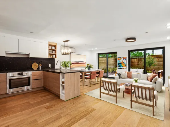 479 Lexington Avenue image 2 of 6