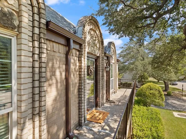 4100 Ridglea Country Club Dr APT 1401, Benbrook, TX 76126