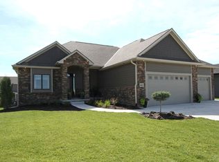 6610 Boulder Ridge Rd, Lincoln, NE 68526