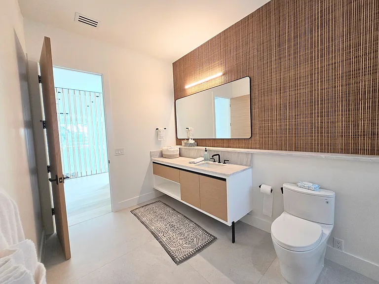Roberts Bay Ln — Photo 33
