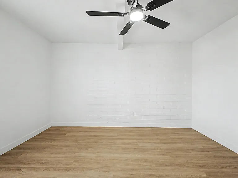 CenTria Townhomes 44 — Photo 10