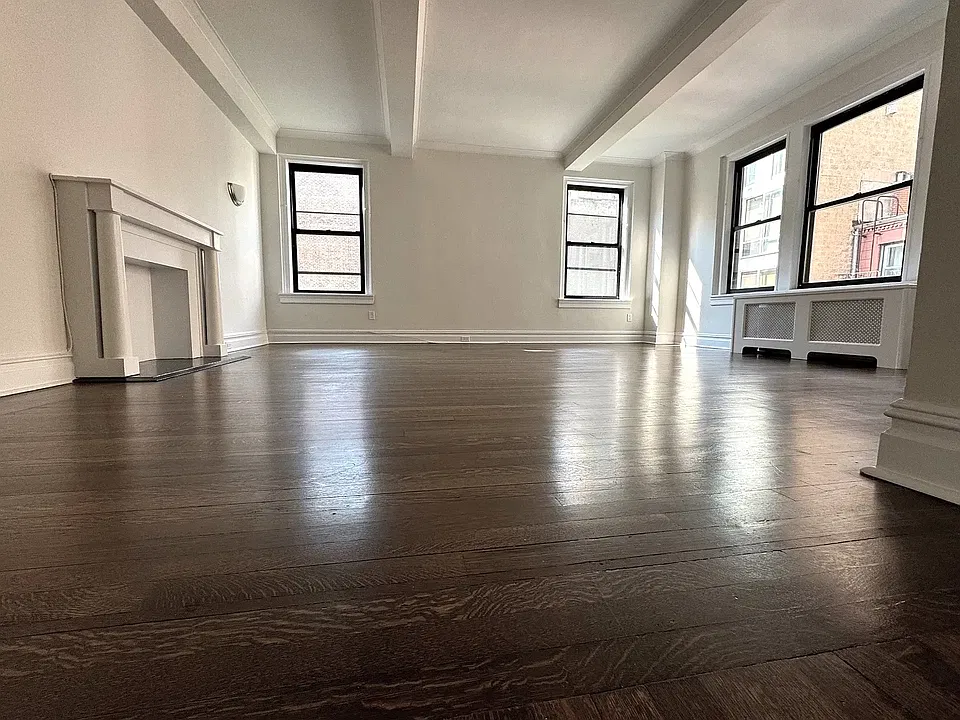 360 E 55th St #4A