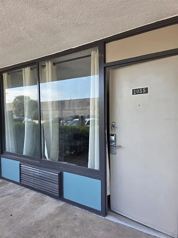 1 bed, 1.0 bath, 276 sqft, $1,100 — Photo 1